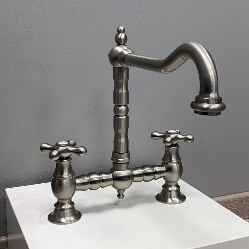 PB Νοσταλγική Βρύση Κουζίνας Γέφυρας Ανοξείδωτο Ατσάλι με γωνιακή ροή και αστέρια κουμπιά PBN.RVS.H.ST