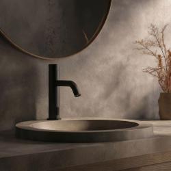 WaterEvolution Flow ηλεκτρονική μπαταριοκίνητη βρύση νιπτήρα με υπέρυθρο αισθητήρα, μαύρο ματ T110EBPR