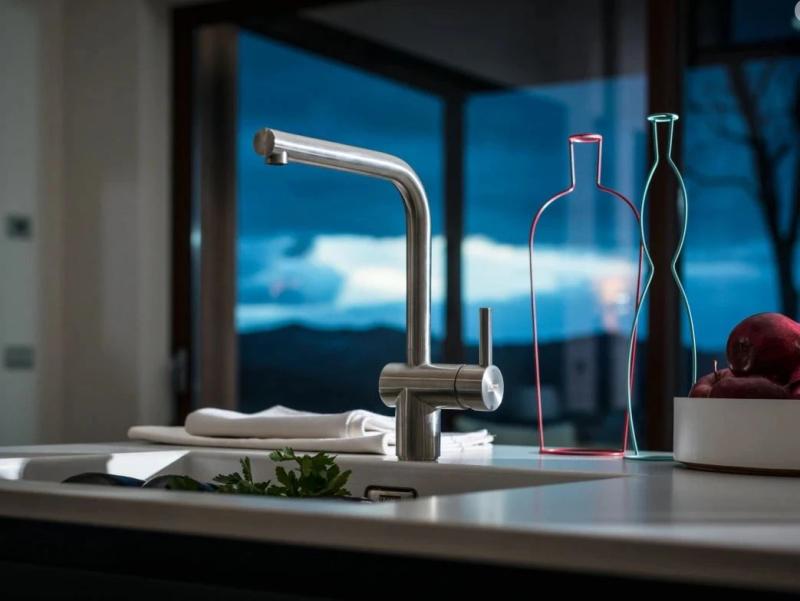 Φράνκε συμπαγής ανοξείδωτος ατσάλινος μίκτης κουζίνας Atlas Neo περιστρεφόμενη ροή 115.0521.435