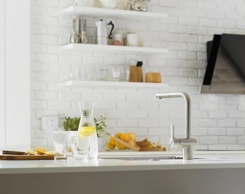 Franke βουρτσισμένος ανοξείδωτος αισθητήρας Βρύση κουζίνας Atlas Neo με αποσπώμενο στόμιο από ανοξείδωτο χάλυβα 115.0625.523