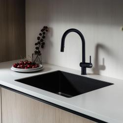 Φράνκε Active J μαύρη ματ κουζίνα βρύση με αποσπώμενο ψεκαστήρα 115.0653.404