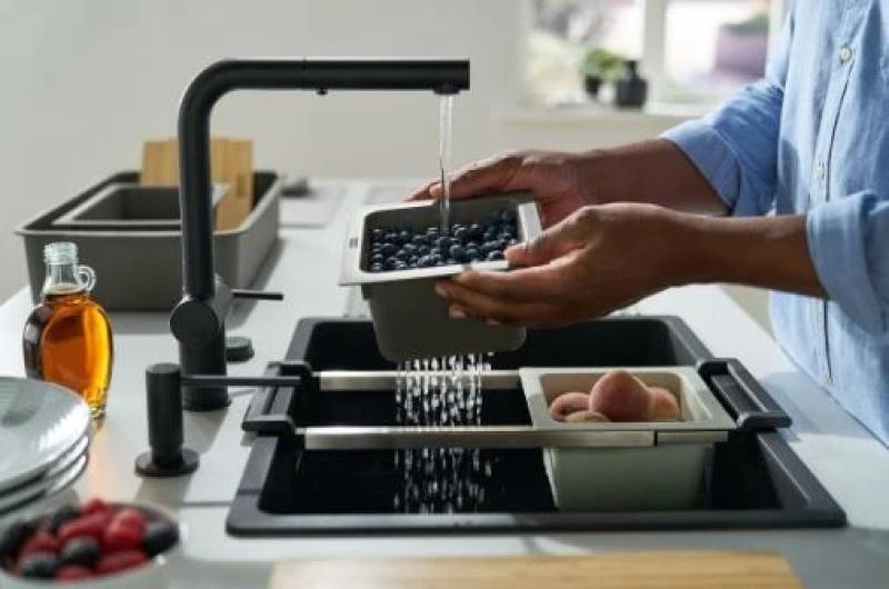 Φράνκε Καθολικό αξεσουάρ όλα σε ένα σετ 4, σανίδα κοπής, δίσκος, στρωτήρας και κουτί αποθήκευσης 112.0655.488