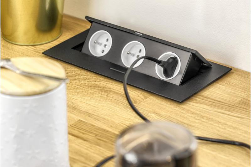 Ορθογώνια εντοιχισμένη υποδοχή 1208958682