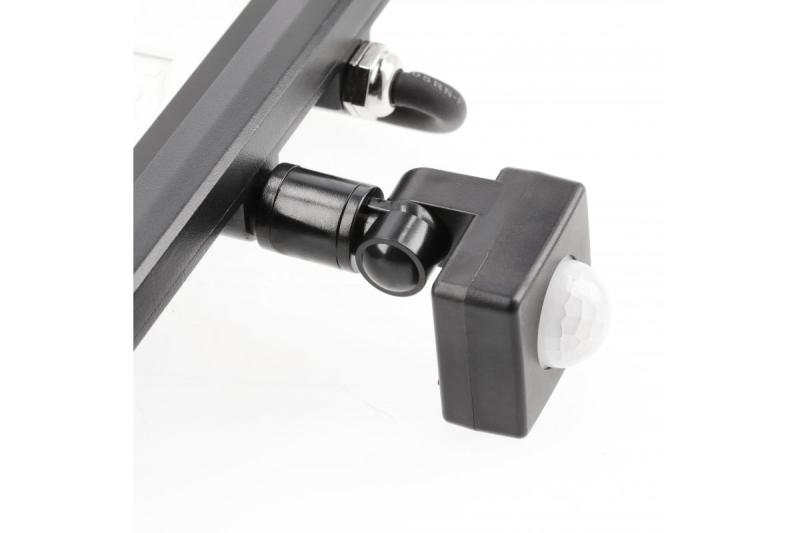 LED προβολέας iNEXT με αισθητήρα κίνησης 30W 2400lm, PF>0,9, RA>80, IP65, 120°, 6400K, μαύρο σώμα 1208962860