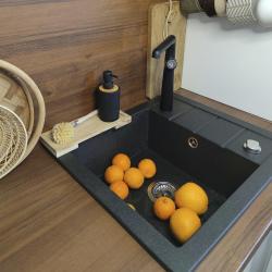 Aquadesign Somerset Γρανιτένιος Νεροχύτης Επιφάνειας Ανθρακί με μικρή Περιοχή Στραγγίσματος 570 x 495 mm 1208970084