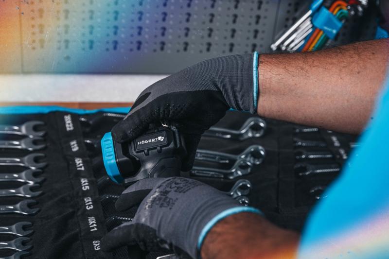 HÖGERT επαναφορτιζόμενος φακός 18V