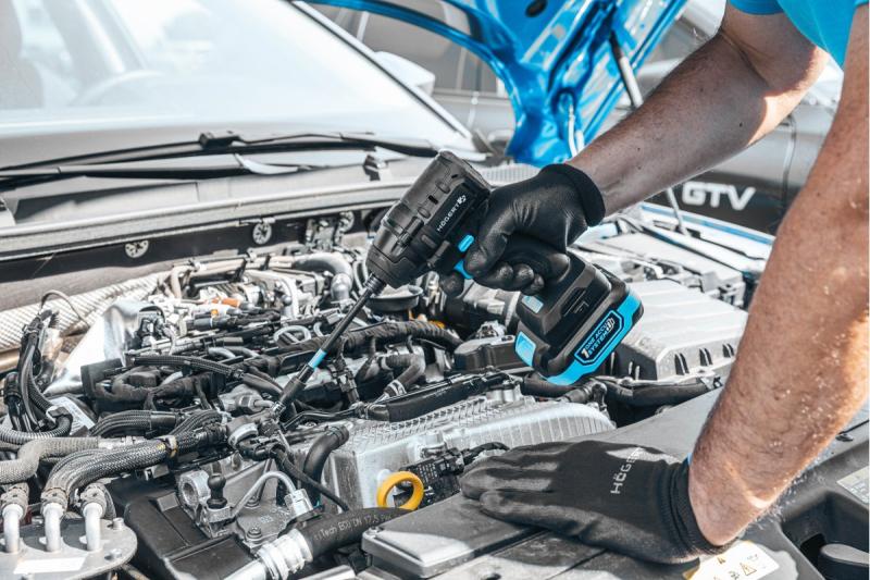 HÖGERT Ασύρματο σίδερο χωρίς ψήκτρες 18V, σετ με μπαταρία, φορτιστή και αξεσουάρ