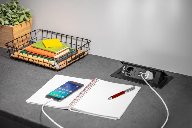 Καλώδιο επέκτασης γραφείου SOFT 2x πρίζα schuko, USB 2.1A, καλώδιο τροφοδοσίας με βύσμα, μαύρο