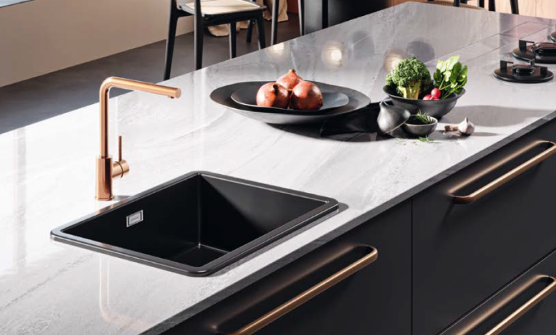 Ausmann Ceramic Ember Κεραμική Μαύρη Τετράγωνη Νεροχύτης Επίπεδης και Υποδομής 40 x 40 cm με Μαύρο Βύσμα 1208971489