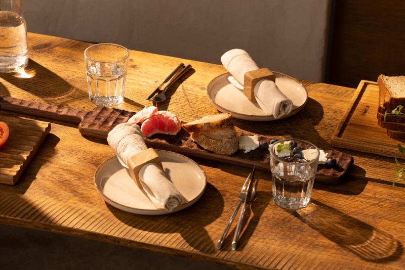 Αμμόλοφοι Woodsea από καρυδιά- Σερβίρισμα σε πλάκα από καρυδόξυλο 70x10cm 1208971549