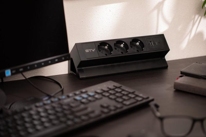 Πολύπριζο επίπλου BASCO, 3xSHUKO, USB A+C, καλώδιο 1.5 μ, μαύρο