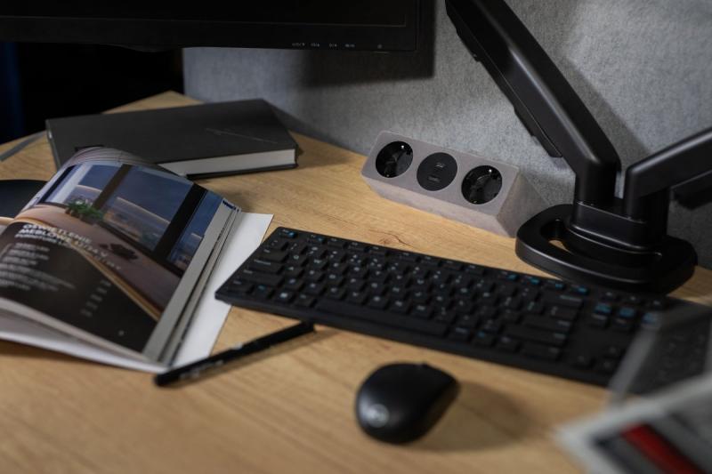 Πρίζα επίπλων SOFITO, 2xSHUKO, USB A+C, καλώδιο 1.5 m, γκρι φλοκ.