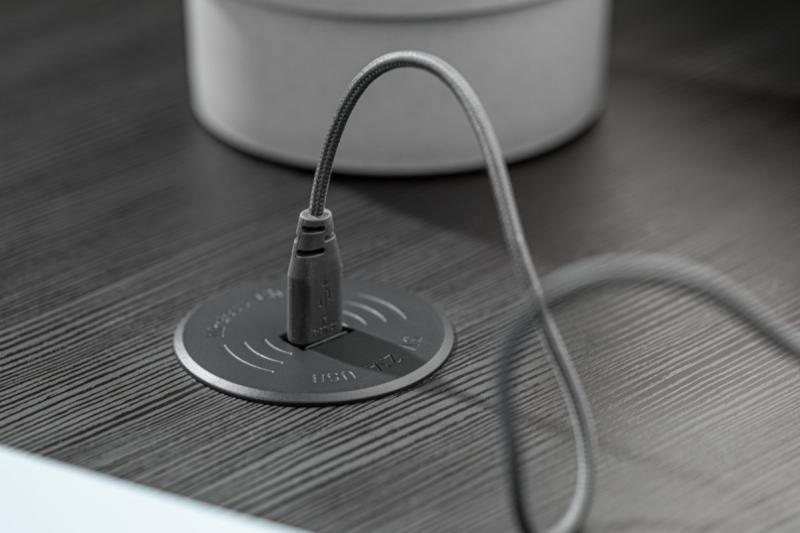 Συσκευή ασύρματης φόρτισης με γρήγορη φόρτιση, ενσωματωμένη, μαύρη