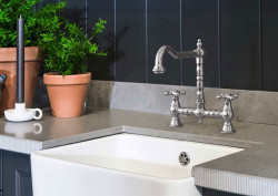 PB Νοσταλγική Γέφυρα Κουζίνας Χρώμιο με περιστροφικό στόμιο και αστέρια κουμπιά PBN.CHR.H.ST