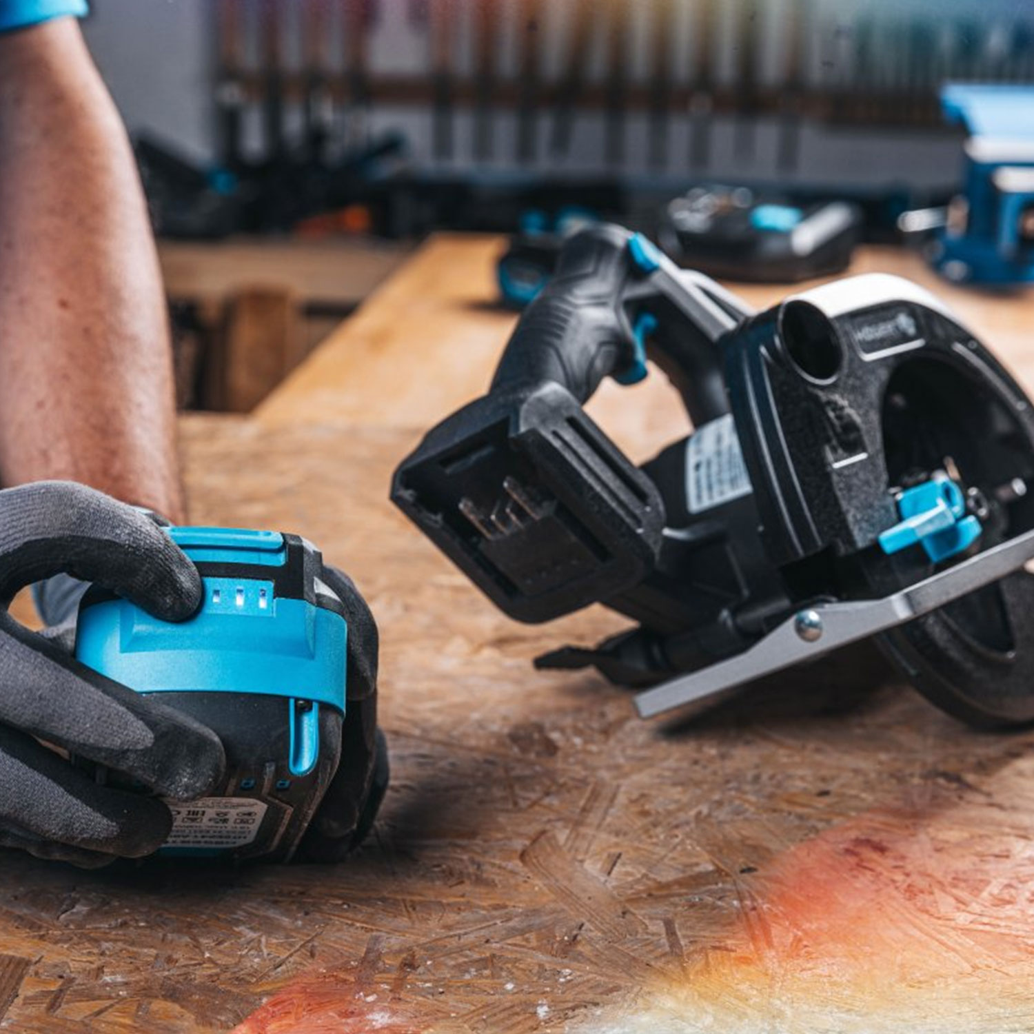 Πότε να Αντικαταστήσετε την Μπαταρία του Εργαλείου σας (Πριν Αποτύχει) | Συμβουλές Διάρκειας Ζωής για κάθε DIYer